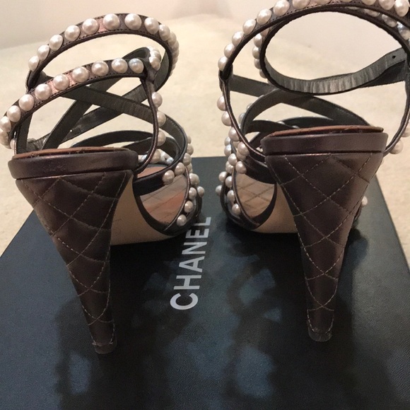 Limited edition Chanel pearl sandals